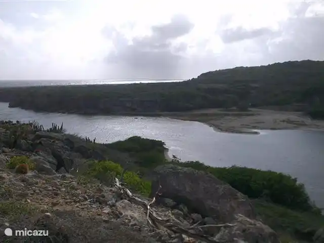 Villa Kas Tribon met privé zwembad huren in Curaçao, Banda Abou (west), Fontein - villa Tijdens een wandeling op landgoed Ascencion komt u dit schitterende uitzicht tegen.