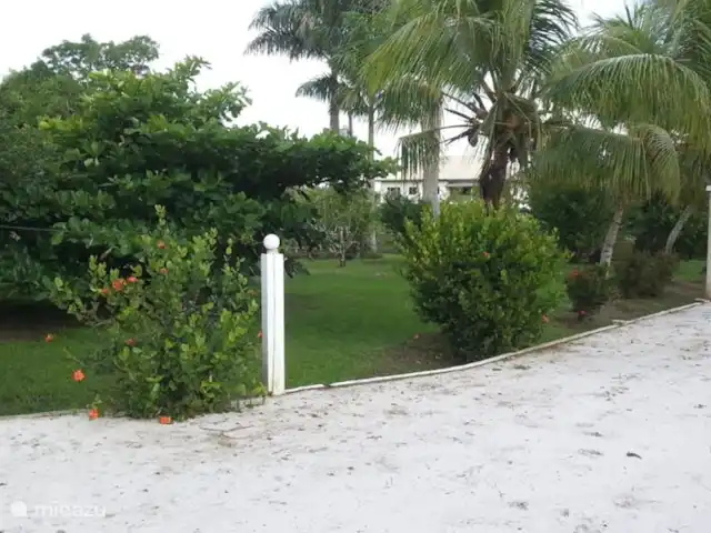 casa vacacional en Surinam, Wanica, Dirección – A la vuelta de la esquina el camino de entrada