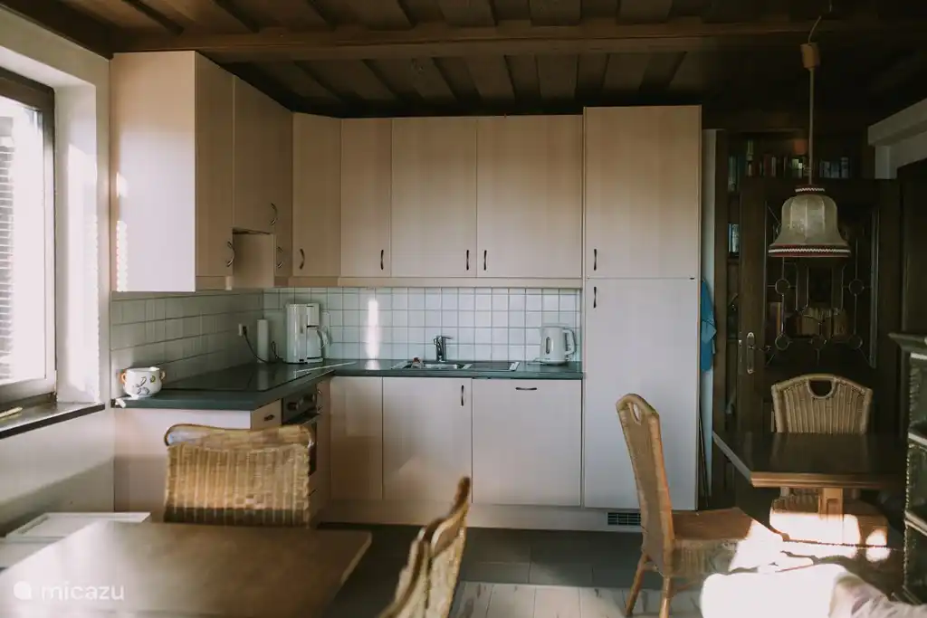 Die geräumige Küche