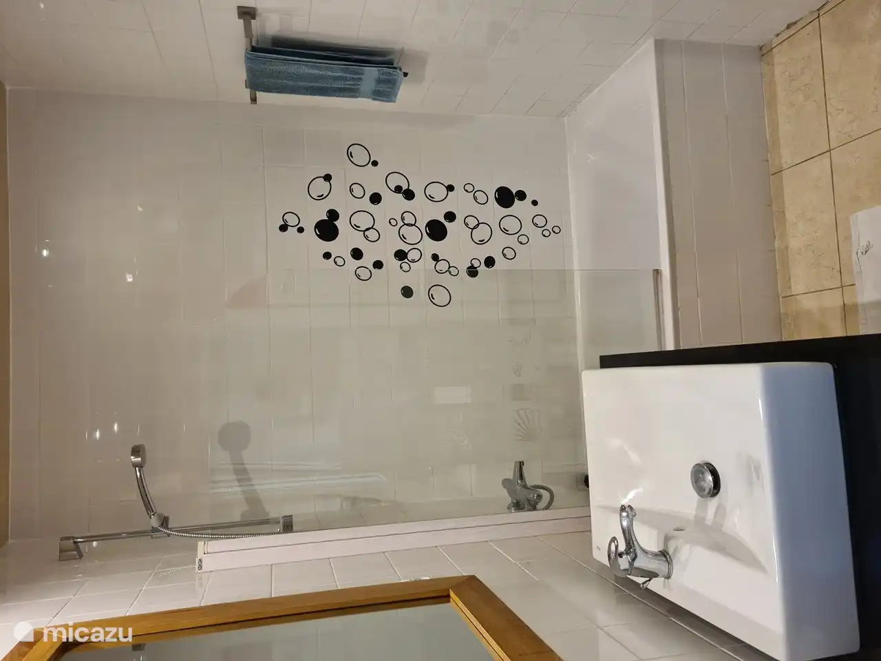 Neue Regendusche im Jahr 2023 installiert