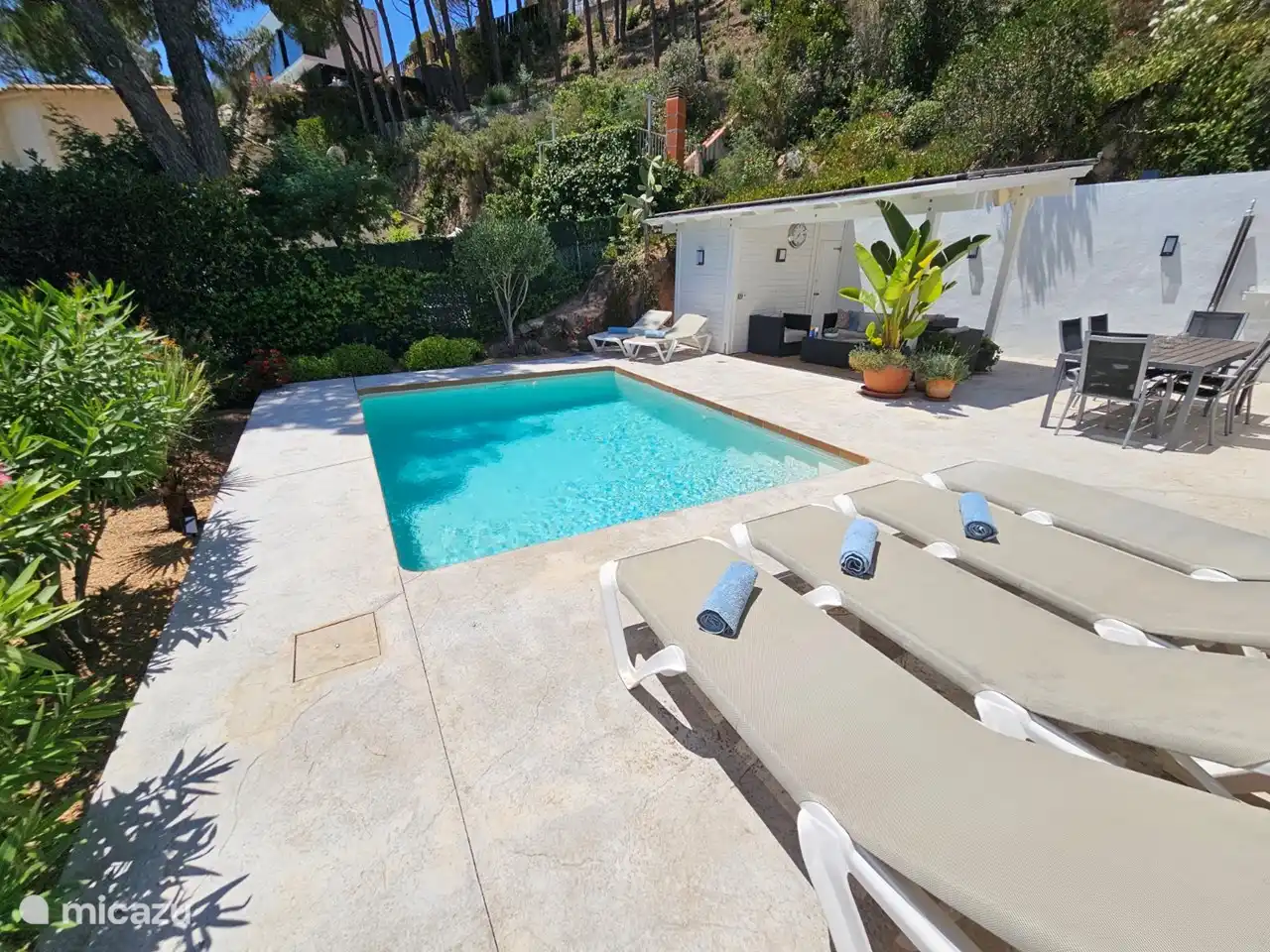 Ruhige Poolecke - Ibizastyle