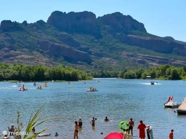 chalet en Francia, Costa Azul, Roquebrune-sur-Argens – Chalet Provenza Costa Azul Baño de agua dulce en Roquebrune sur Argens