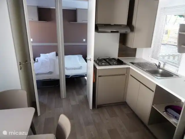 chalet en Francia, Costa Azul, Roquebrune-sur-Argens – Chalet Provenza Costa Azul WC separado.