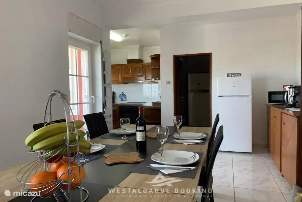 Volledig ingerichte keuken