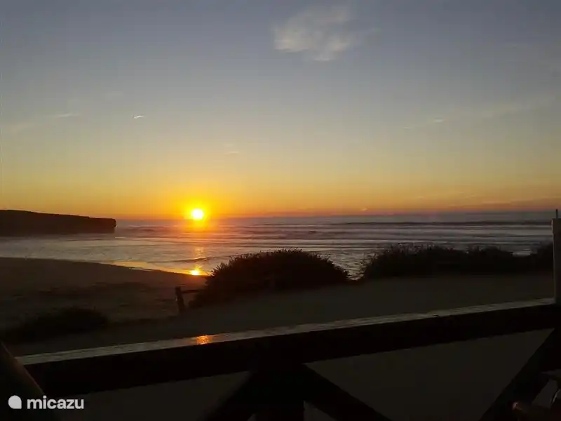 Prachtige zonsondergangen aan de westkust!