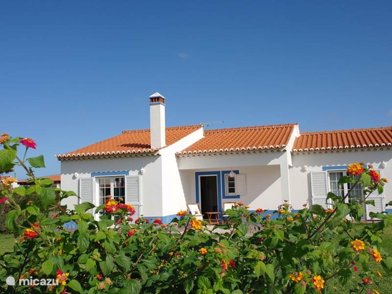 Casa vacacional Portugal, Algarve, Aljezur Casa vacacional Bonita casa de vacaciones cerca de la costa