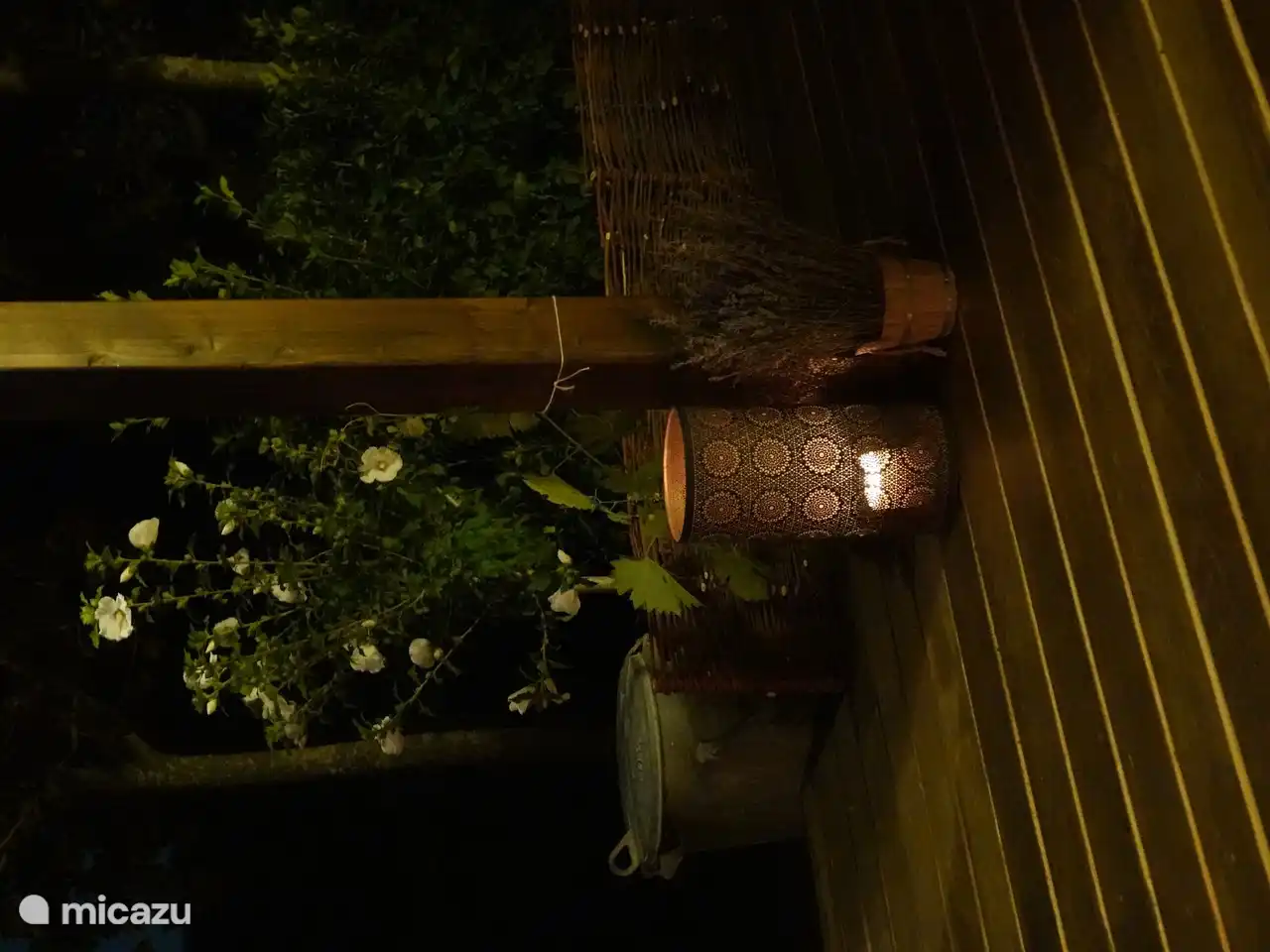 Whirlpool in der Nacht