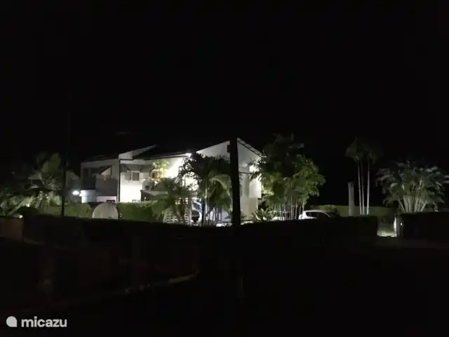 Location de Vacances Suriname, Commewijne, New Amsterdam, villa - Villa Nieuw, Amsterdam, Suriname  La villa la nuit.