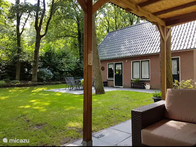 De Vlinder huren in Nederland, Gelderland, Winterswijk - bungalow onder de overkapping