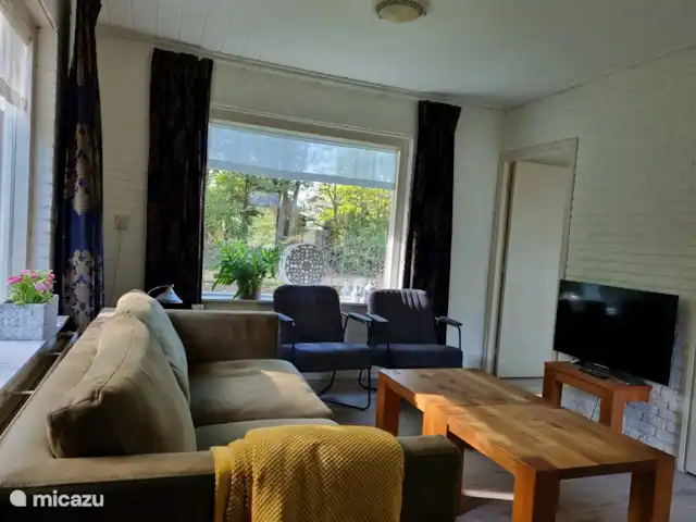 De Vlinder huren in Nederland, Gelderland, Winterswijk - bungalow woonkamer