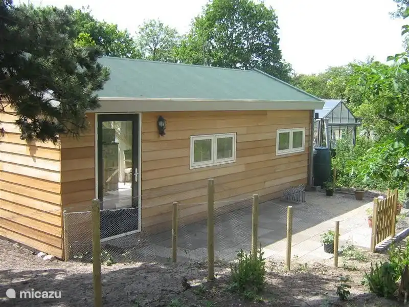 in einer Oase der Ruhe für Naturliebhaber. Der Radfahrer und Wanderer hat unzählige Möglichkeiten.