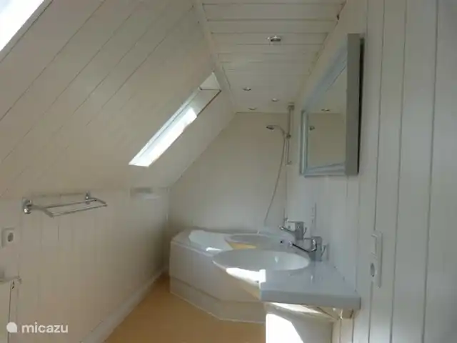 casa betty en Alemania, Sauerland, Elpe - casa vacacional baño arriba
