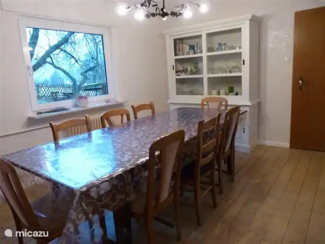casa betty en Alemania, Sauerland, Elpe - casa vacacional Comedor abajo