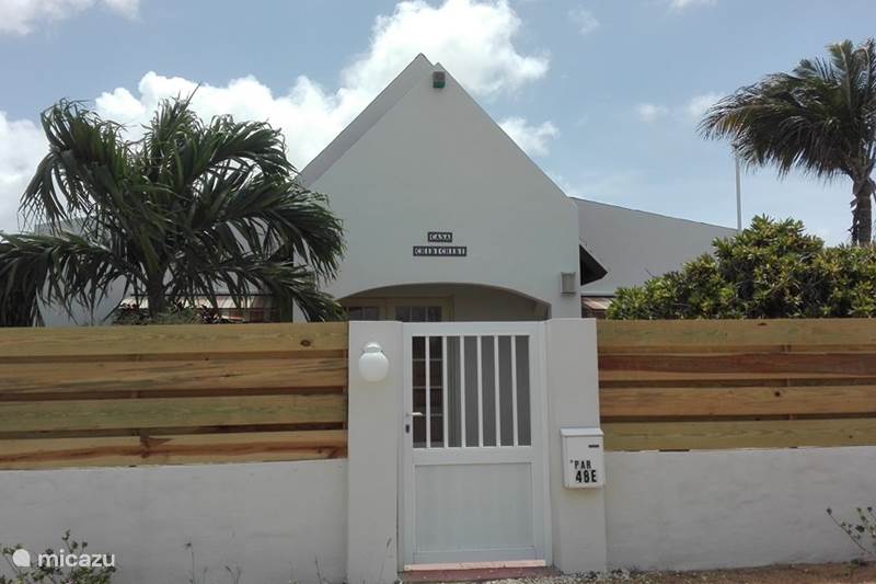 Vakantiehuis Aruba, Paradera, Paradera Vakantiehuis Casa Chibichibi