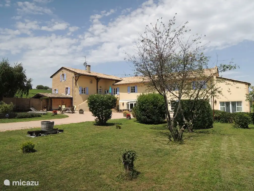 Rent Maison Prooper In Creches Sur Saone Saone Et Loire Micazu