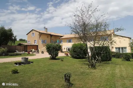 Rent Maison Prooper In Creches Sur Saone Saone Et Loire Micazu Rent Maison Prooper In Creches Sur Saone Saone Et Loire Micazu
