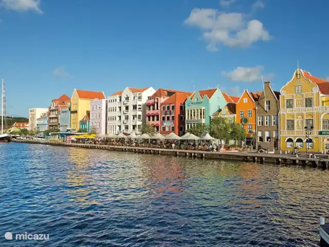 Villapark Fontein A27 huren in Curaçao, Banda Abou (west), Fontein - vakantiehuis De beroemde Handelskade in Punda!