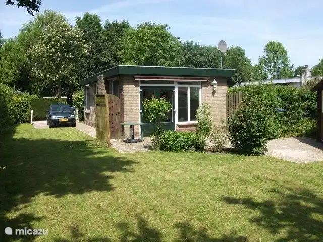 bungalow niederlande zeeland kunstlicht fahrräder mieten
