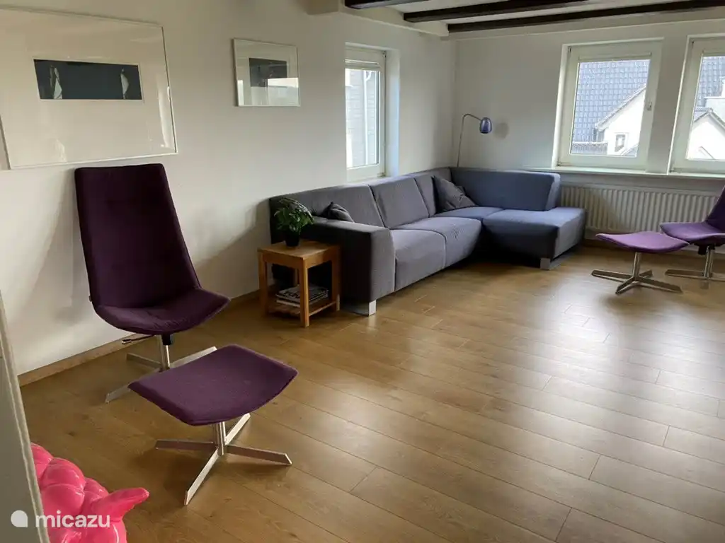 Wohnzimmer vom Esszimmer