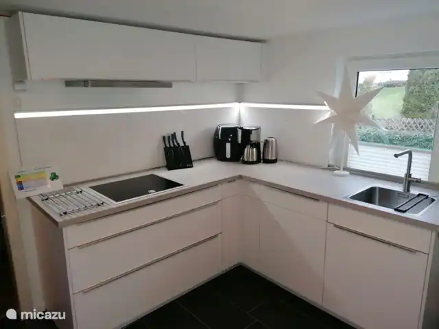 vakantiehuis huren in Duitsland, Sauerland, Warstein – Stadtgraben24 keuken 1