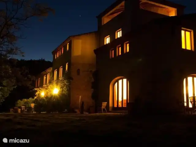 Domaine La Flotte - Syrah en Francia, Aude, Sonnac-sur-l'Hers - casa vacacional y luego sentarse afuera durante mucho tiempo por la noche, disfrutar de una copa de vino y un hermoso cielo estrellado, con solo el sonido de las cigarras...