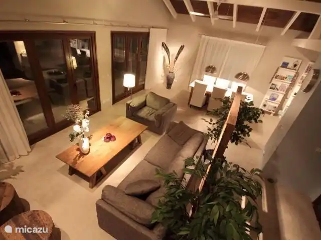Villa la Brise | Bonaire, Bonaire, Santa Barbara - villa Le séjour avec cuisine ouverte (à droite).