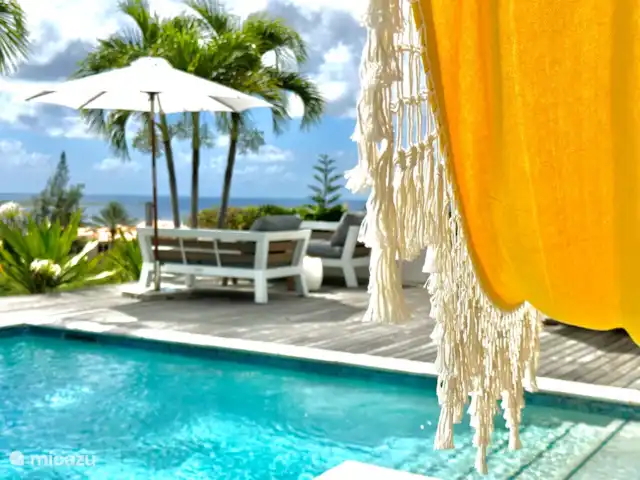 Villa la Brise | Bonaire, Bonaire, Santa Barbara - villa Bercé dans le hamac avec un livre passionnant ?