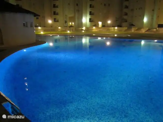 Luxueuse plage App.Jardin del Mar, baignade | Espagne, Costa Blanca, El Campello - appartement Jardin et piscine à la lumière enchanteresse jusqu'à tard dans la nuit. Exceptionnellement belle