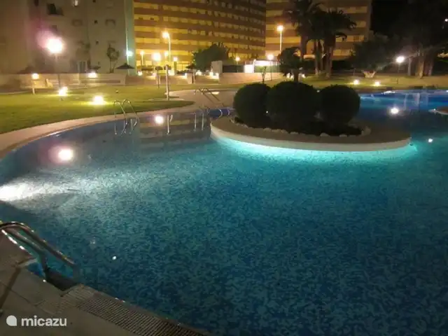 Luxueuse plage App.Jardin del Mar, baignade | Espagne, Costa Blanca, El Campello - appartement La carte de visite unique de la Résidence Jardin Del Mar un jardin féérique et une piscine jusqu'à tard dans la nuit. Particulièrement joliment paysagé. En été, vous pouvez toujours nager jusqu'à midi. Simplement renversant.