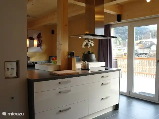 Chalet de bien-être Kreischberg | Autriche, Styrie, Sankt Lorenzen ob Murau - chalet Cuisine spacieuse avec tous les appareils.