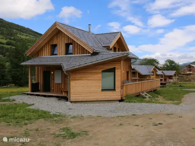 Chalet de bien-être Kreischberg | Autriche, Styrie, Sankt Lorenzen ob Murau - chalet Entrée sans neige et places de parking privées.