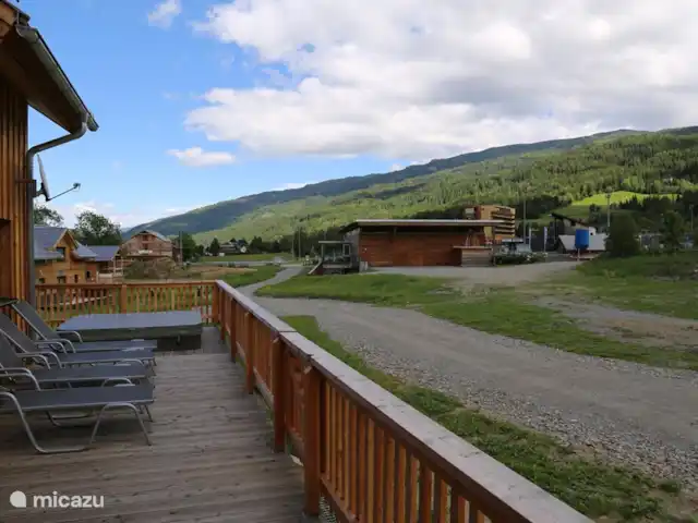 Chalet de bien-être Kreischberg | Autriche, Styrie, Sankt Lorenzen ob Murau - chalet Belle vue sur la montagne, endroit isolé avec grande terrasse. Décor d'ambiance, entièrement équipé. Profitez du hammam et du sauna, détendez-vous dans le jacuzzi extérieur et en toute intimité.
