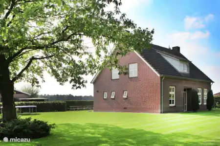 Vakantiehuis Nederland, Noord-Brabant, Odiliapeel vakantiehuis Landgoed Bosrijk Vooraanzicht