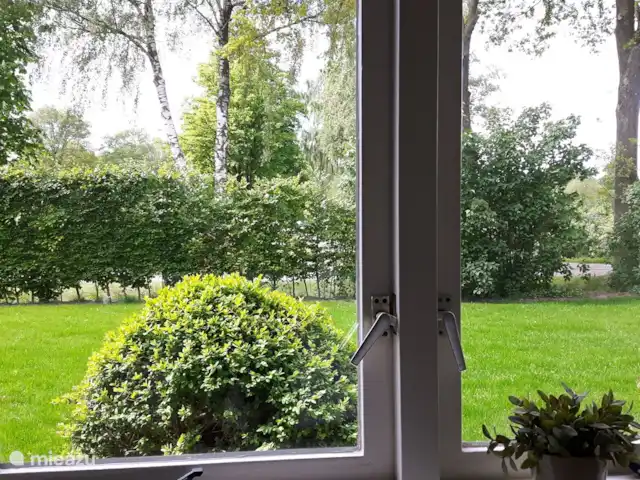 De Lansert huren in Nederland, Noord-Brabant, Vessem - vakantiehuis uitzicht vanuit een slaapkamer