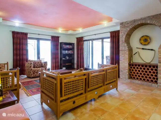 Lluvia púrpura en Portugal, Algarve, Carvoeiro - villa