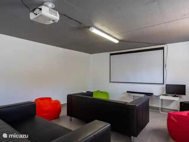 Lluvia púrpura en Portugal, Algarve, Carvoeiro - villa