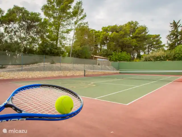Lluvia púrpura en Portugal, Algarve, Carvoeiro - villa