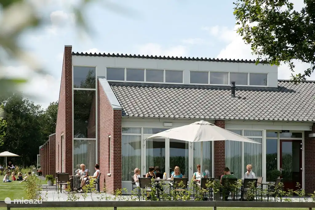 De Ouwe Stal gehört zu De Buitenhorst.