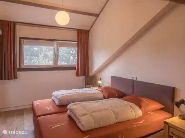 De oude stal | Pays-Bas, Brabant-Septentrional, Schaijk - maison de vacances Chambre à l'étage pour 2 personnes avec salle de bain
