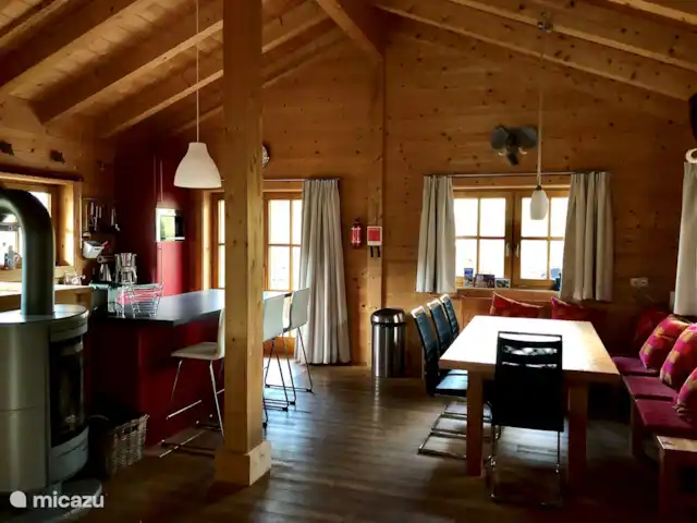 vakantiehuis huren in Oostenrijk, Salzburgerland, Annaberg – Haus Boris Eettafel en keuken