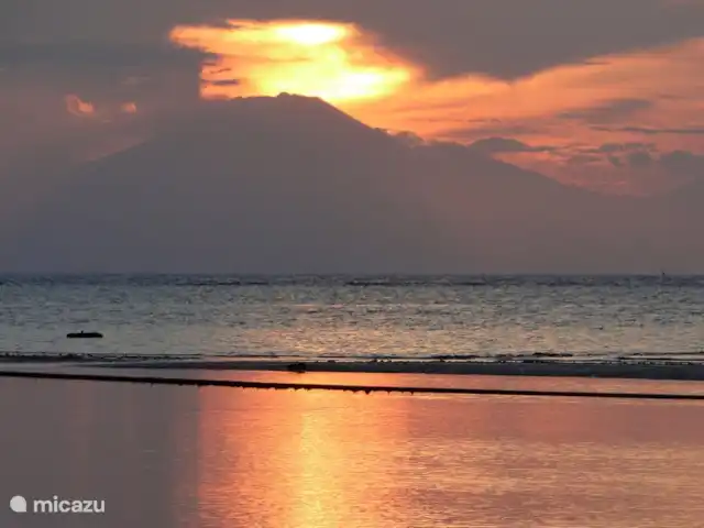 Location de Vacances Indonésie, Bali, Lovina, villa - Villa Sarah Nafi, Nord de Bali Lovina Coucher de soleil sur la plage de Lovina