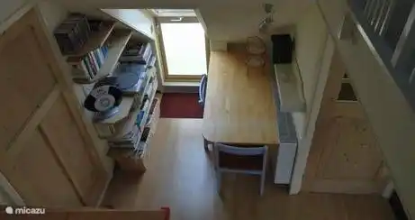 Comedor con acceso a balcón