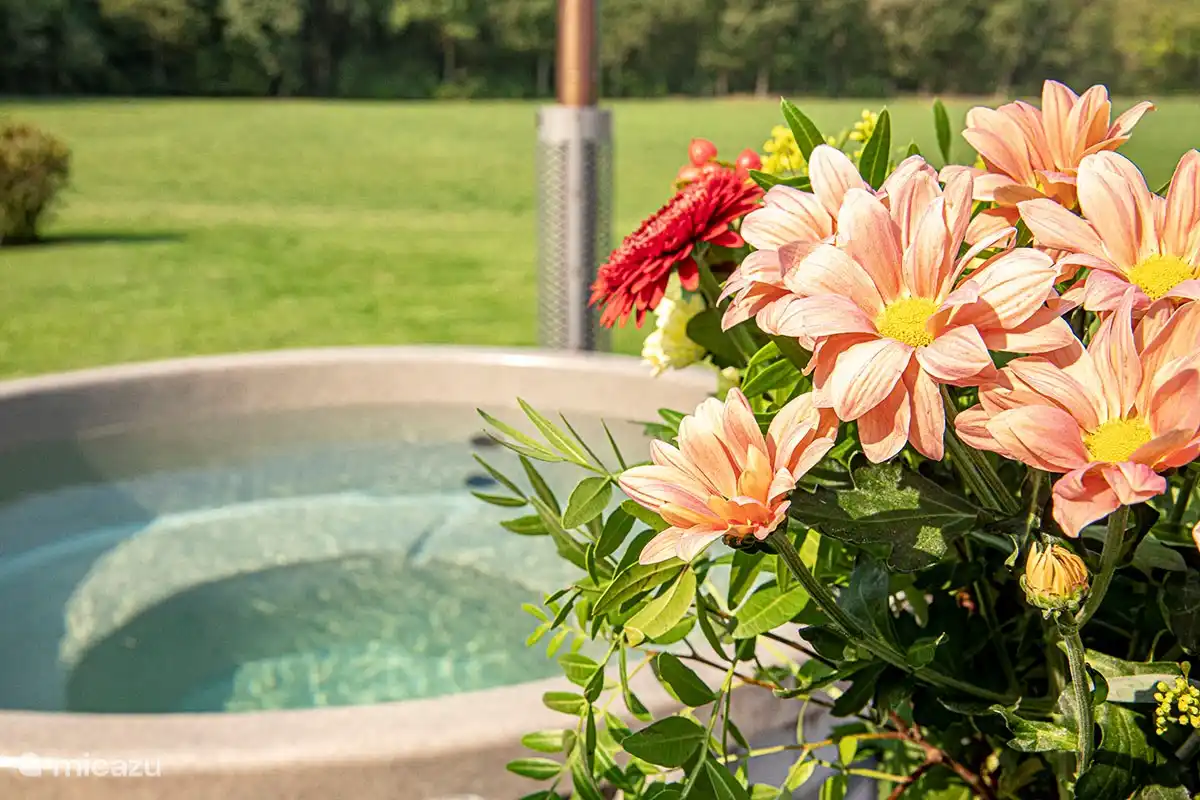 Eigener Whirlpool im Garten