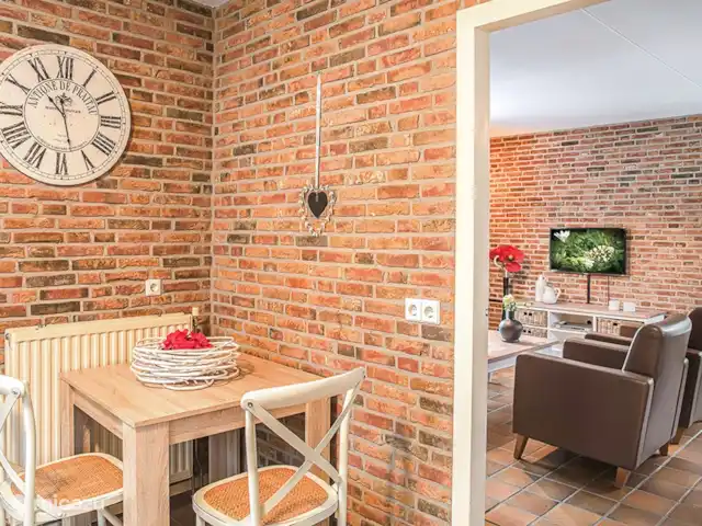 Arcoíris que incluye kota finlandesa en Países Bajos, Overijssel, Losser - casa vacacional Cocina, sala