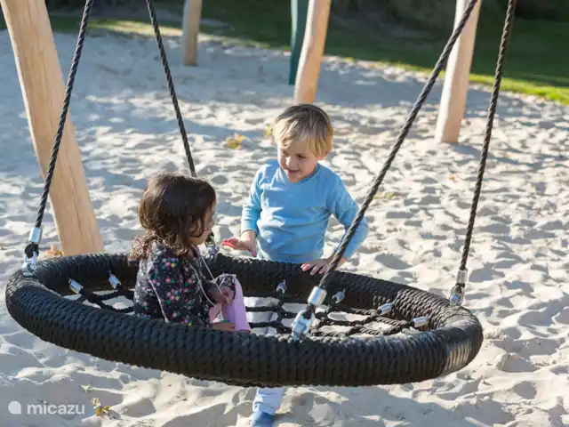 Arcoíris que incluye kota finlandesa en Países Bajos, Overijssel, Losser - casa vacacional