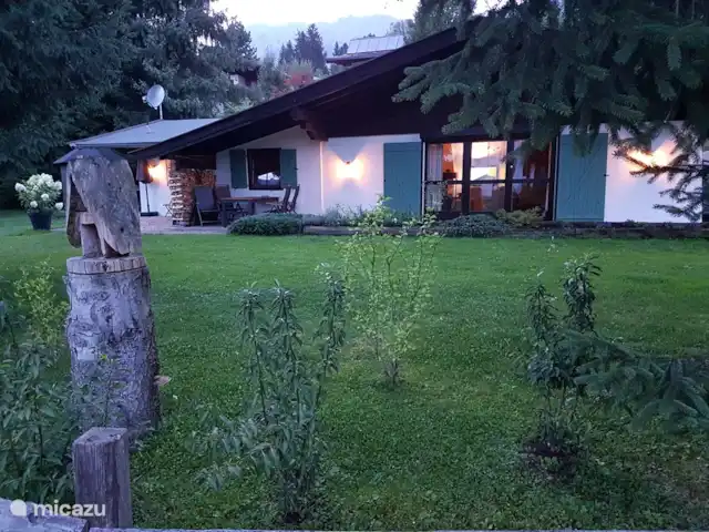 Maison Olthof | Autriche, Tyrol, Ellmau - chalet ...au printemps le jardin se remet des nombreuses chutes de neige......