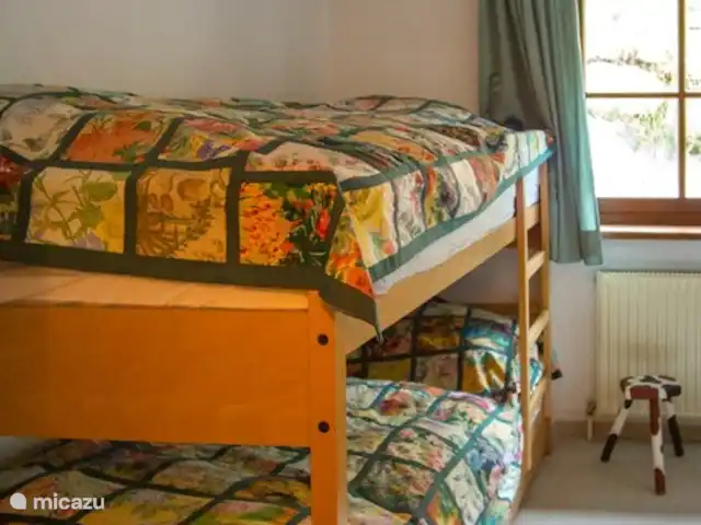 Maison Olthof | Autriche, Tyrol, Ellmau - chalet ...3ème chambre avec lits superposés et lit bébé...