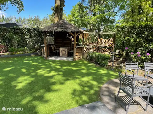 Rouge-gorge | Pays-Bas, Gueldre, Ermelo - bungalow Gazebo confortable pour une soirée romantique à l’extérieur.