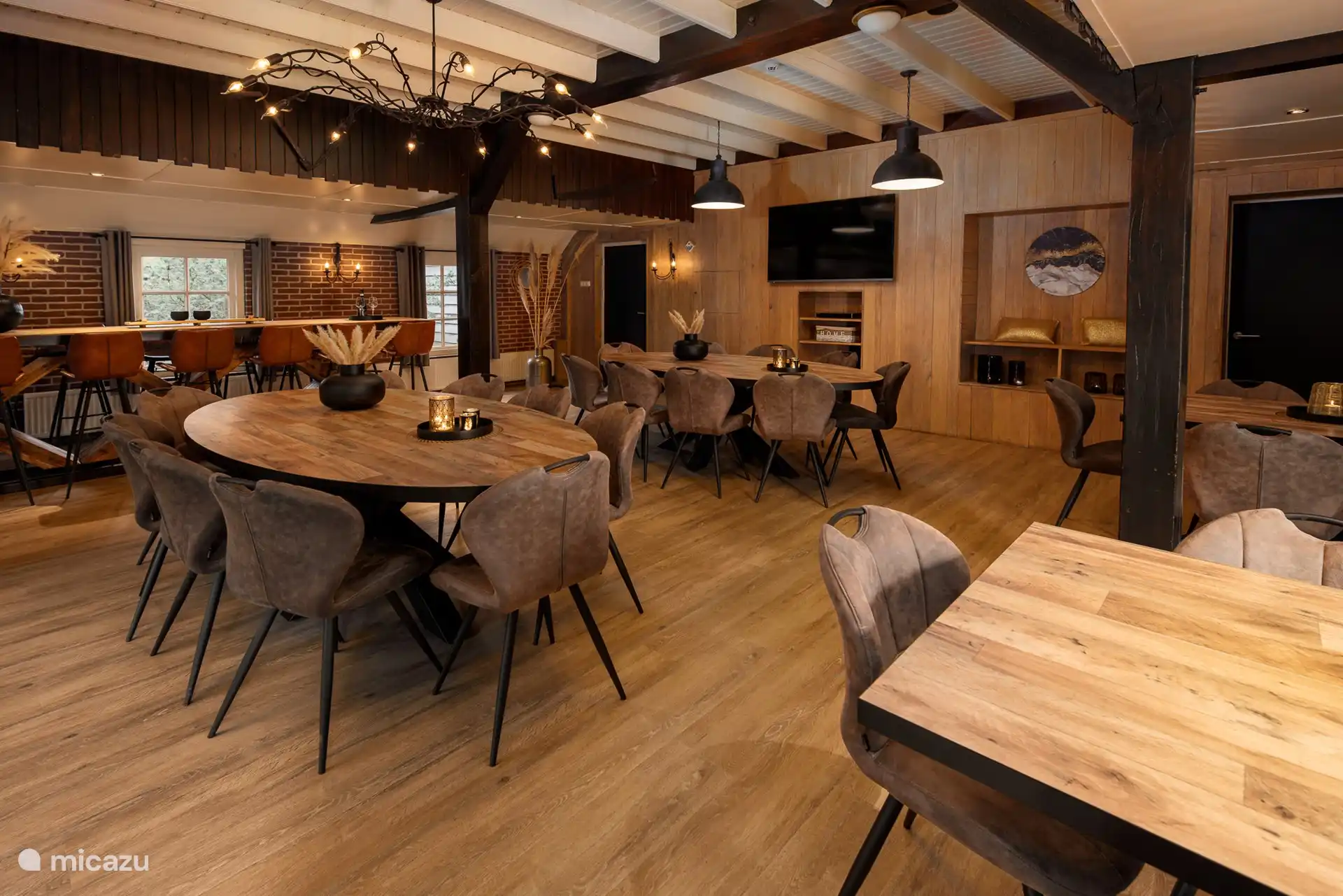 Geräumiges, gemütliches Wohnzimmer