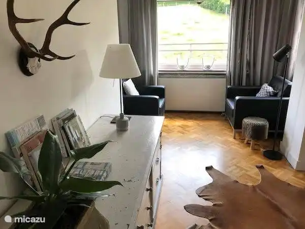 El invernadero del sal&#243;n donde empezar la ma&#241;ana con una taza de caf&#233; y un bocadillo de la panader&#237;a (de la vecina)